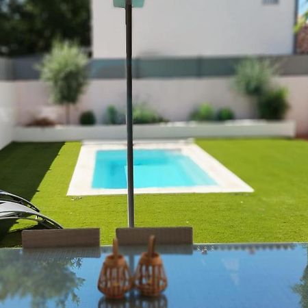 Jas Dou Felibrige Bed & Breakfast Puget-Ville Dış mekan fotoğraf